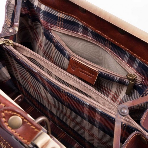 L👀K Italian Leather Handbag/Crossbody Bag From Assisi Italy - Picture 12 of 16